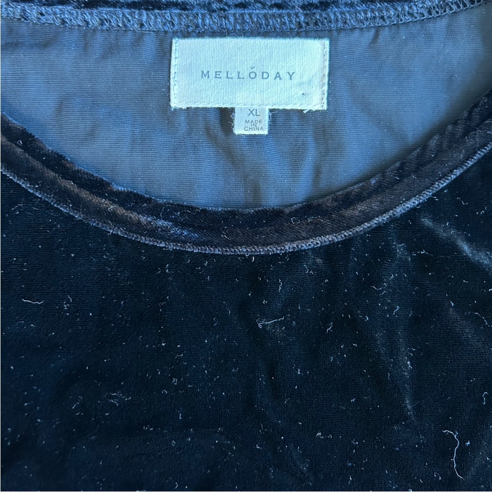 MELLODAY Midnight Velvet Top - Picture 5 of 5